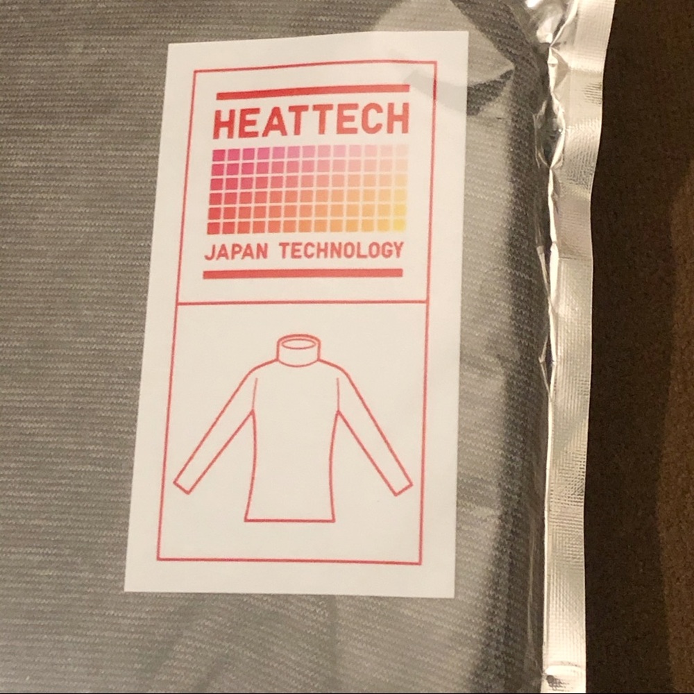 🤍Uniqlo HeatTech Turtleneck - Picture 4 of 7